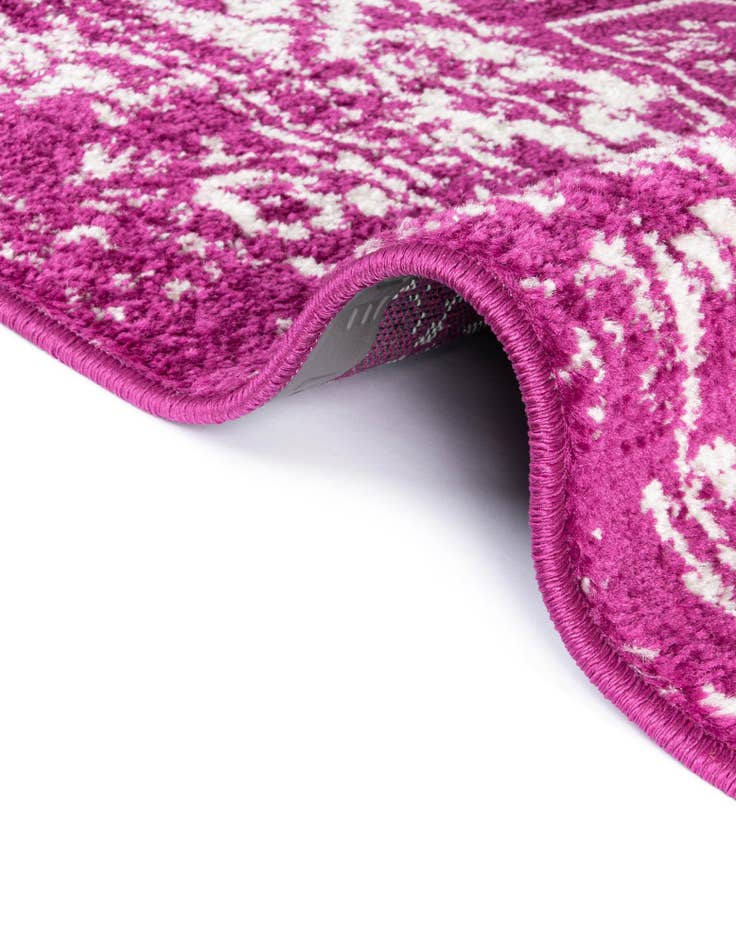 Detail image of 5' 3 x 8' Arlington Oval Rug