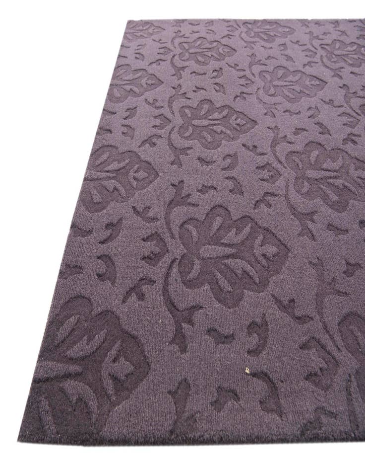 Detail image of 5' 1 x 8' Agra Rug