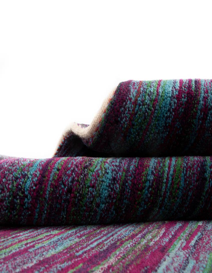 Detail image of 5' x 6' 3 Amaleh Wool Rug