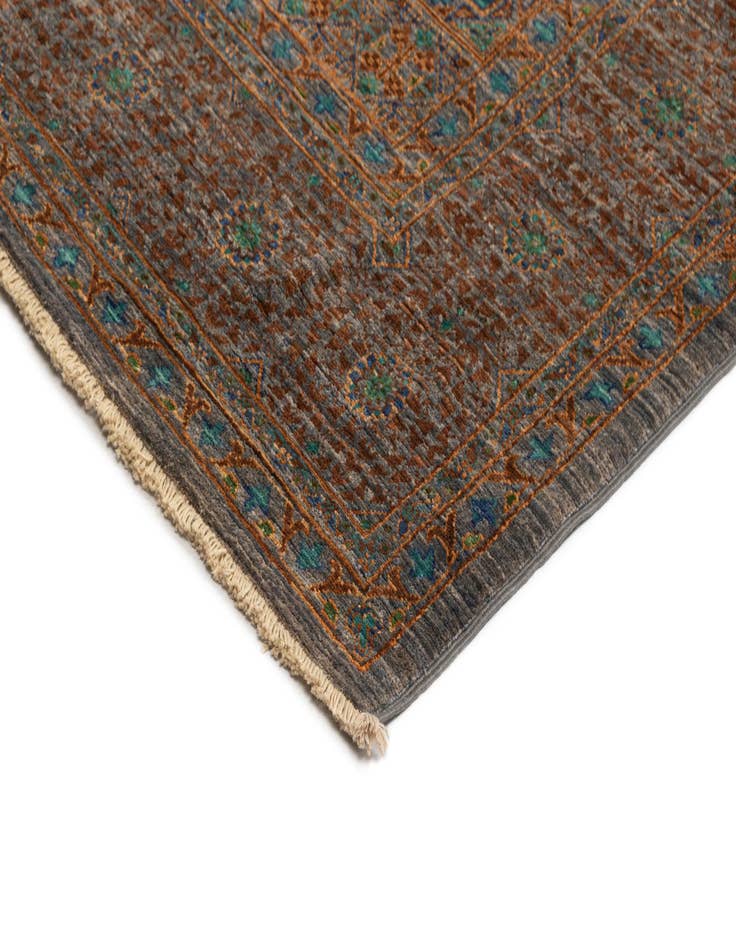 Detail image of 8' 4 x 10' Amina Rug