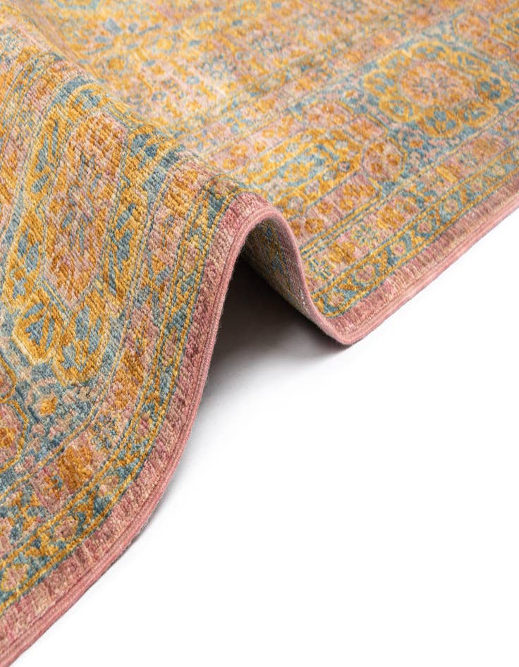 Detail image of 7' 9 x 10' 2 Amina Wool Rug