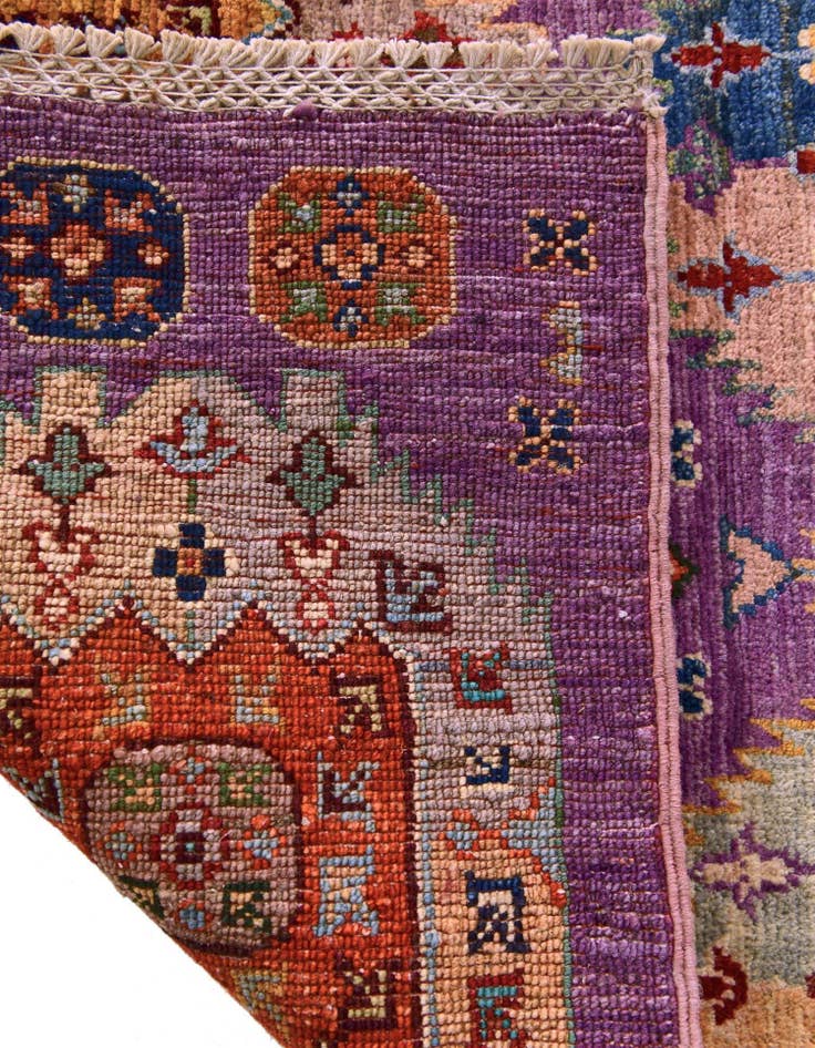 Detail image of 2' x 3' 2 Hand Knotted Ariana Ziegler Rug