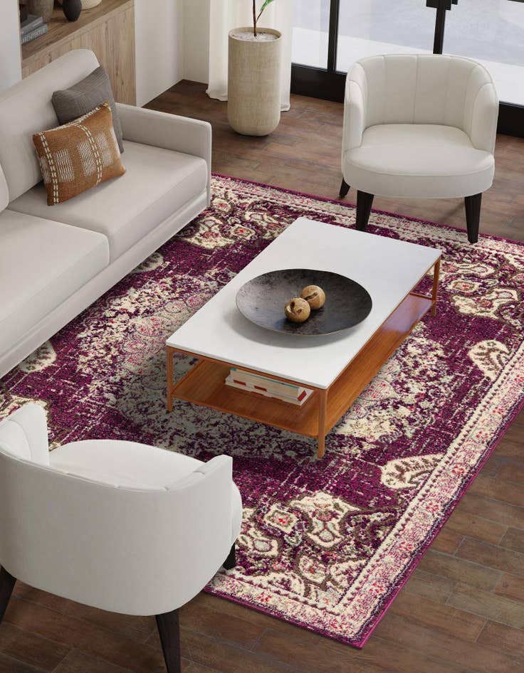 Detail image of 10' x 14' Carrington Rug