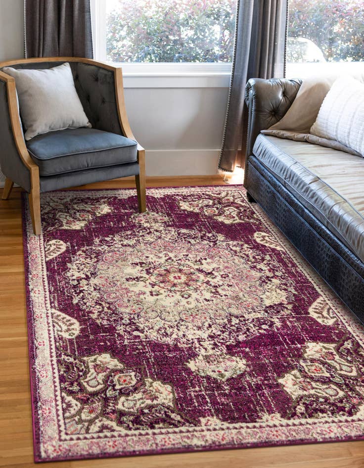 Detail image of 10' x 14' Carrington Rug