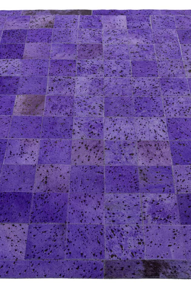 Detail image of 5' x 7' 10 Cowhide - Patchwork Rug