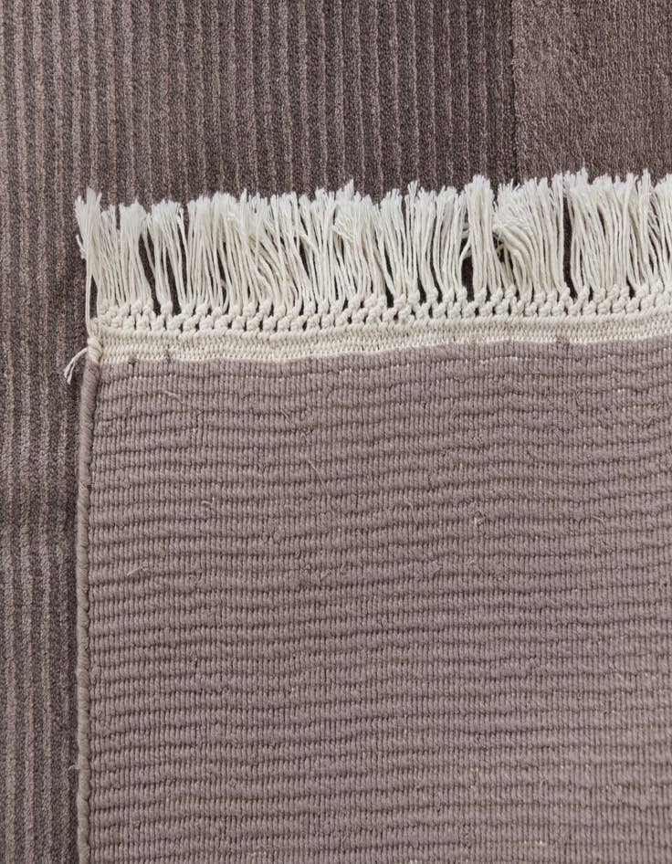 Detail image of 8' 2 x 11' 7  Hand Knotted Darya Wool Rug