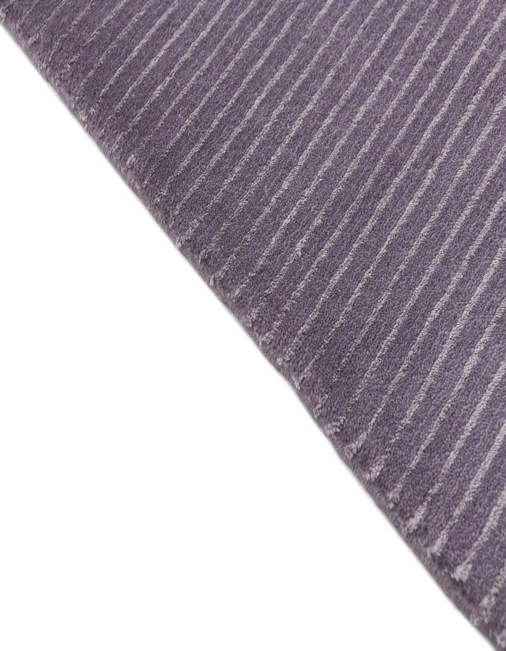 Detail image of 10' x 13' 5  Hand Knotted Darya Wool Rug