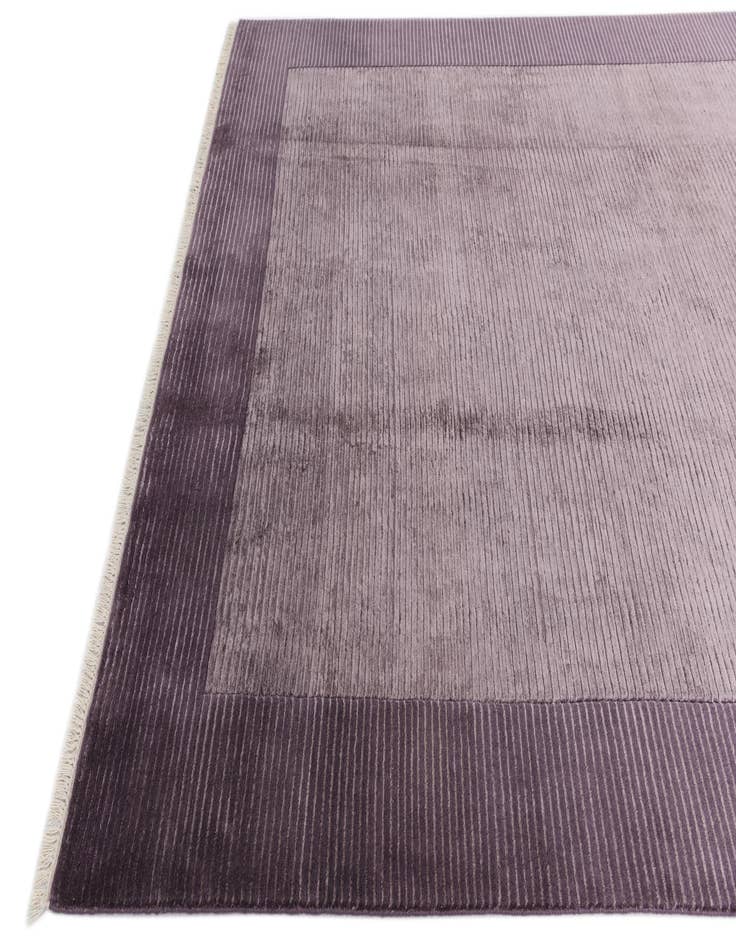 Detail image of 6' 6 x 10'  Hand Knotted Darya Wool Rug