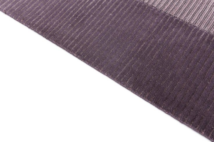 Detail image of 6' 8 x 9' 10 Hand Knotted Darya Wool Rug