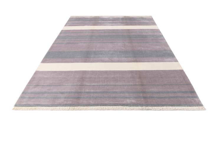 Detail image of 6' 6 x 9' 10 Hand Knotted Darya Wool Rug