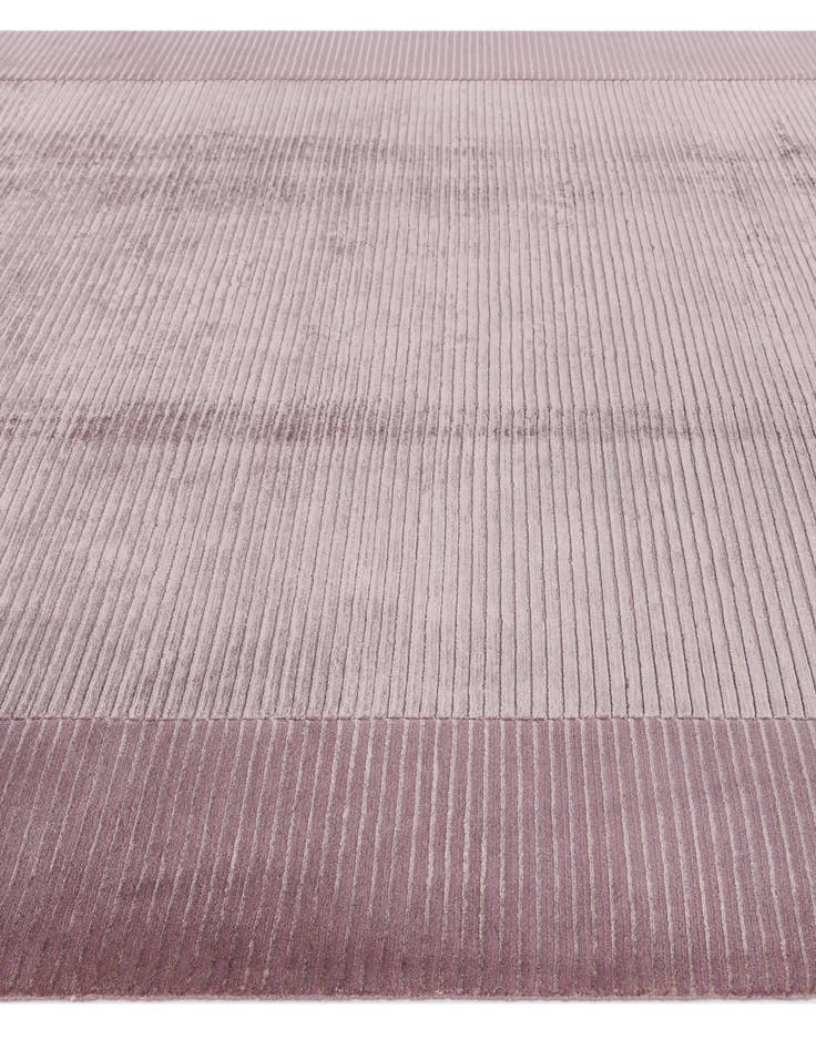 Detail image of 6' 5 x 9' 10  Hand Knotted Darya Wool Rug