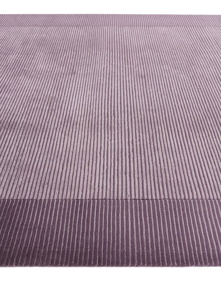 Detail image of 6' 10 x 9' 6  Hand Knotted Darya Wool Rug