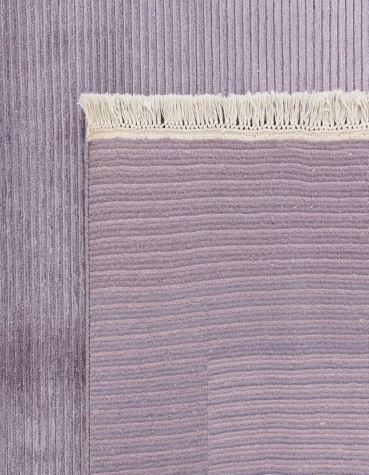 Detail image of 5' 7 x 7' 10 Darya Rug