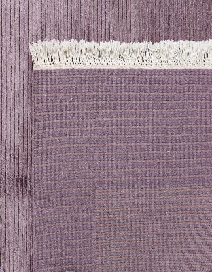 Detail image of 5' 6 x 7' 10  Hand Knotted Darya Wool Rug