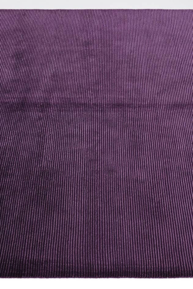 Detail image of 5' 7 x 7' 10 Darya Rug