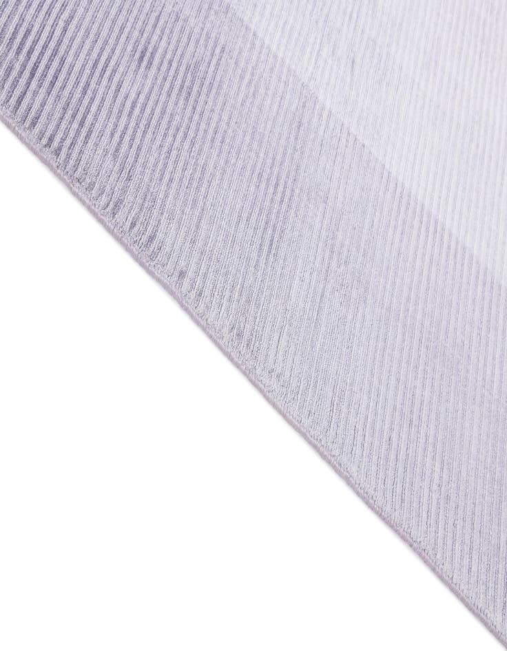 Detail image of 5' 5 x 7' 11 Darya Rug