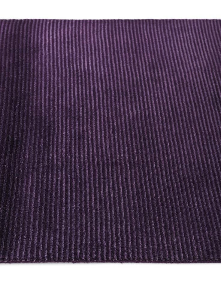 Detail image of 2' 7 x 4' 10  Hand Knotted Darya Wool Rug