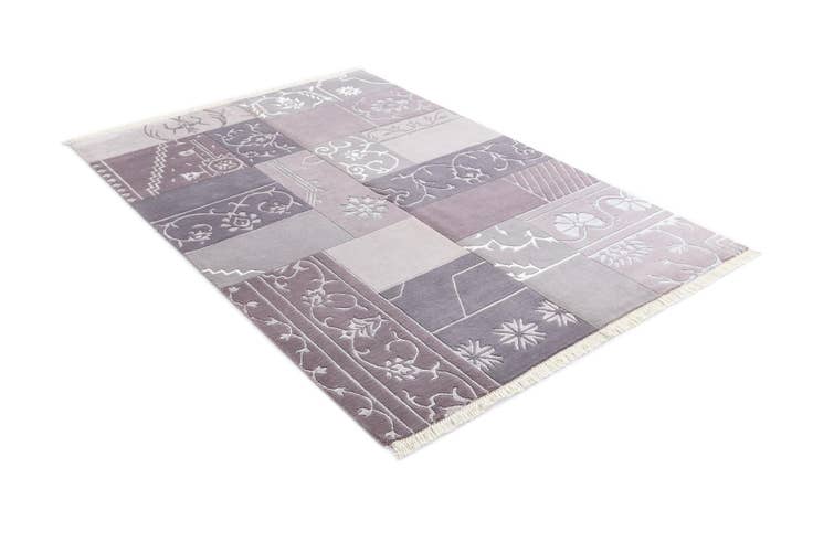 Detail image of 4' 6 x 6' 9 Darya Rug