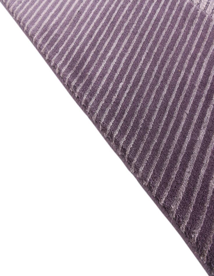 Detail image of 6' 11 x 9' 8  Hand Knotted Darya Wool Rug