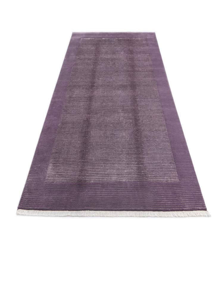 Detail image of 6' 5 x 9' 11 Hand Knotted Darya Wool Rug