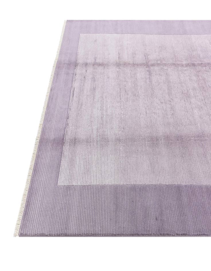 Detail image of 6' 6 x 9' 9  Hand Knotted Darya Wool Rug