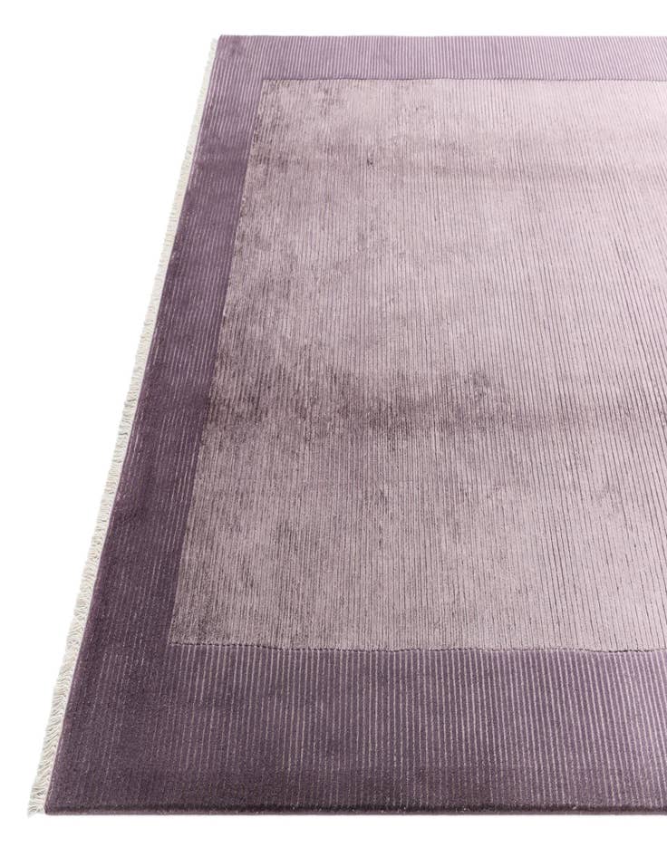 Detail image of 6' 7 x 9' 10  Hand Knotted Darya Wool Rug