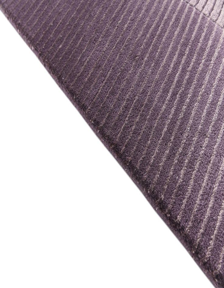 Detail image of 6' 7 x 9' 8  Hand Knotted Darya Wool Rug