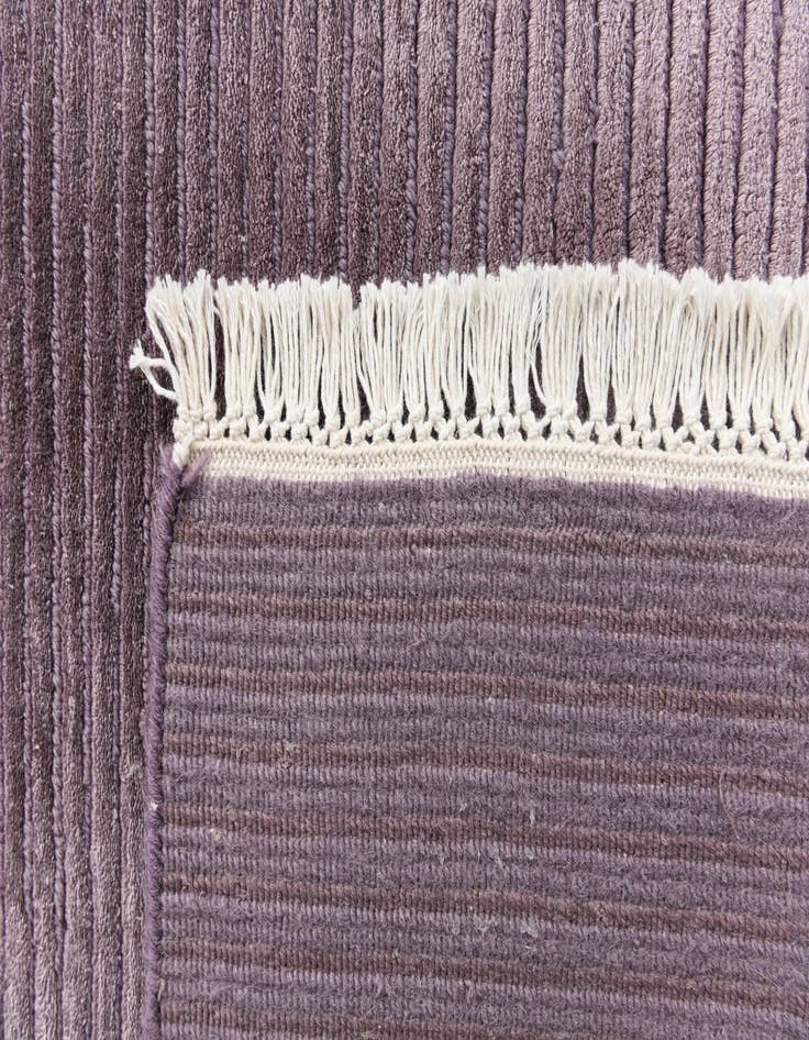 Detail image of 6' 7 x 9' 8  Hand Knotted Darya Wool Rug