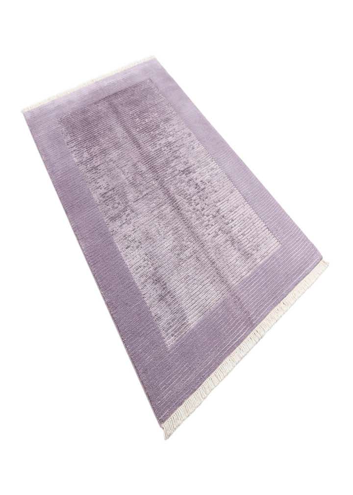 3' 10 x 6' Darya Rug