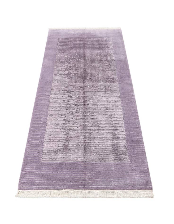 Detail image of 3' 10 x 6' Darya Rug