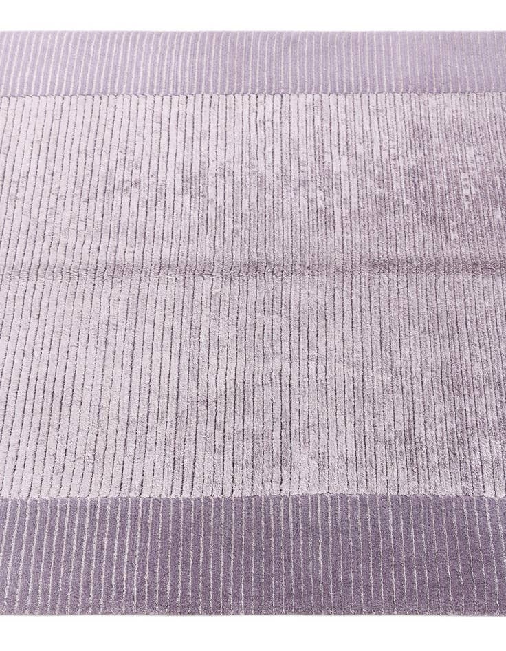 Detail image of 3' 10 x 6' Darya Rug