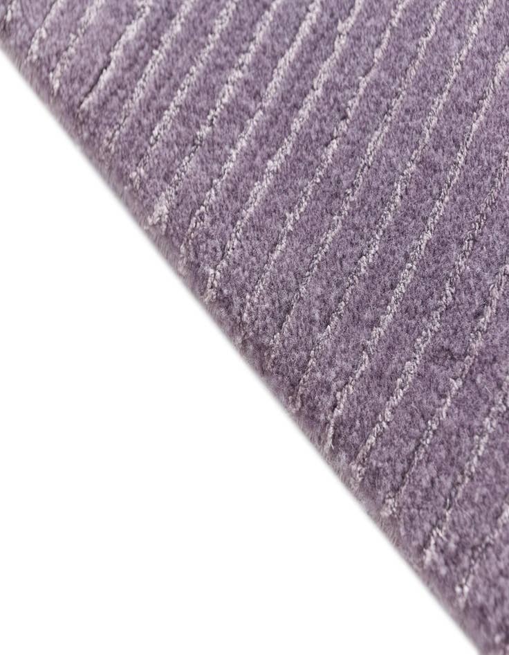 Detail image of 3' 10 x 6' Darya Rug