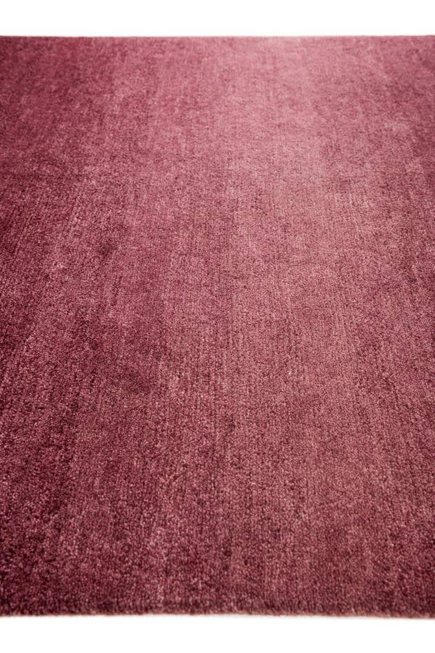 Detail image of 4' x 5' 10 Hand Knotted Gabbeh Wool Rug