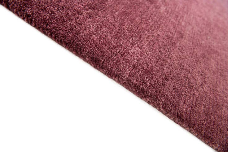 Detail image of 4' x 5' 10 Hand Knotted Gabbeh Wool Rug