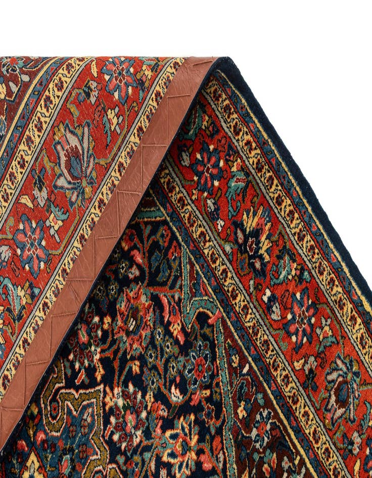 Detail image of 4' 7 x 6' 7 Ghiassabad Rug