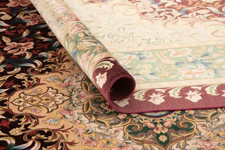 Detail image of 5' 7 x 9' 1 Ghom Design Rug