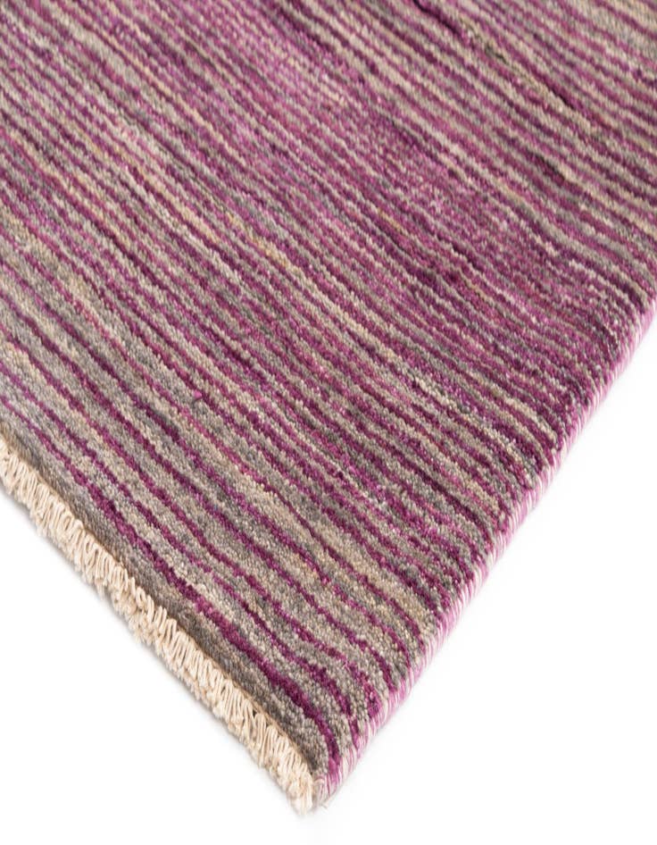 Detail image of 4' x 6' 2 Juma Wool Rug
