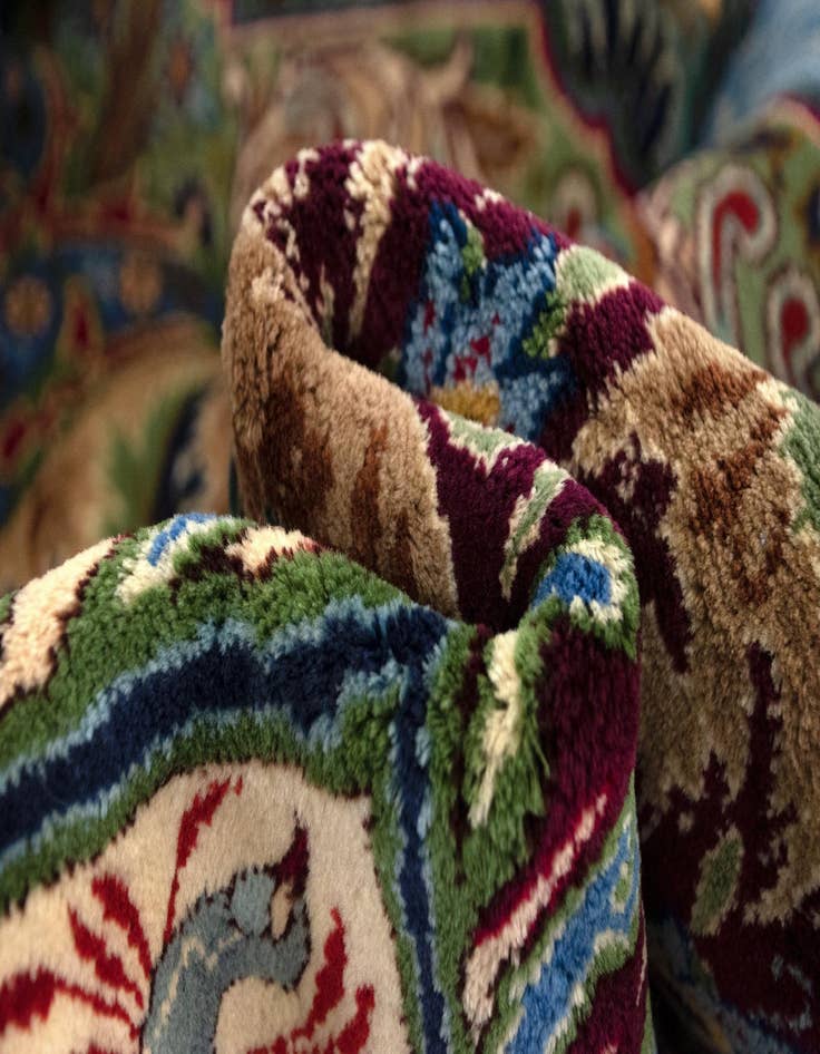 Detail image of 8' x 11' 5  Hand Knotted Kashmar Persian Wool Rug