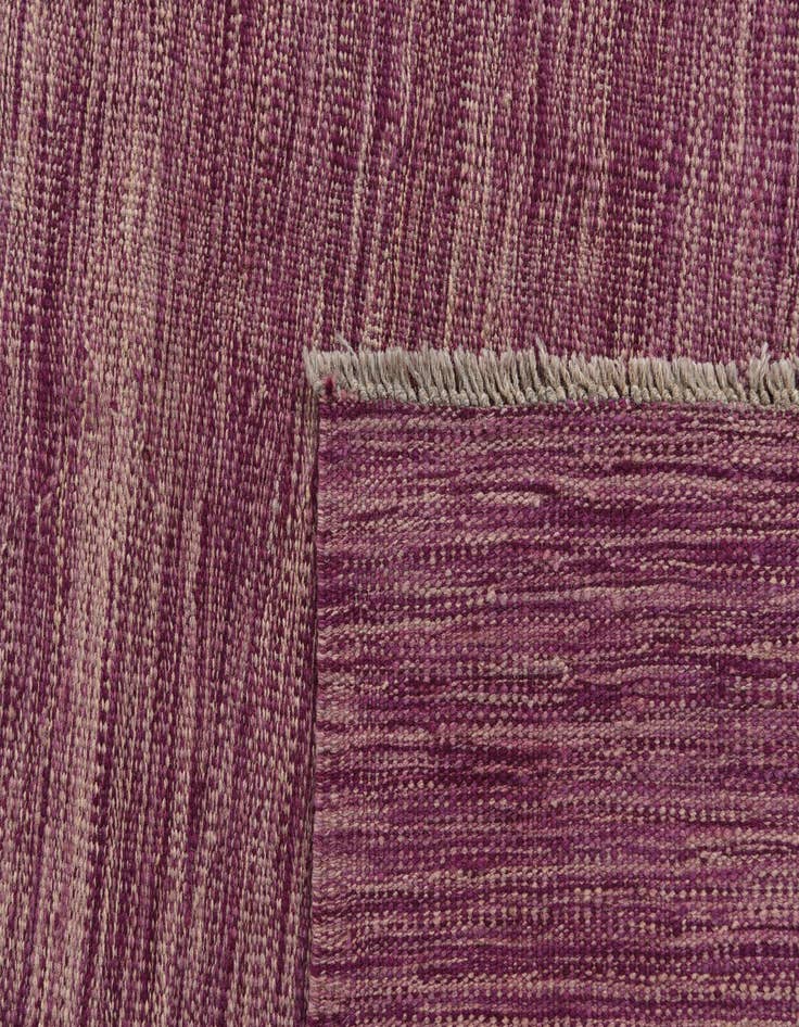 Detail image of 5' 6 x 8'  Hand Woven Kilim Modern Wool Rug