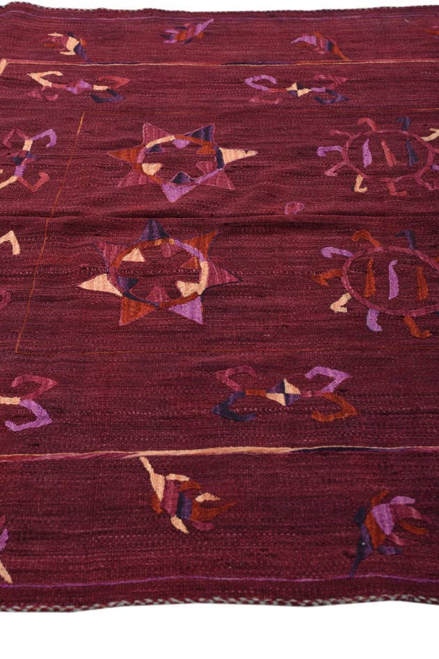 Detail image of 5' 9 x 6' 10 Hand Woven Kilim Suzani Wool Rug