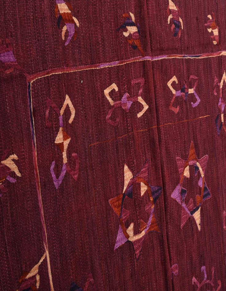Detail image of 5' 9 x 6' 10  Hand Woven Kilim Suzani Wool Rug