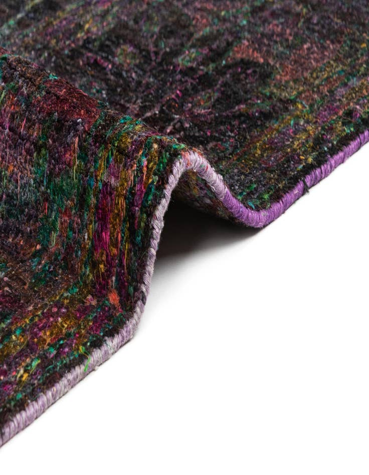 Detail image of 7' 11 x 11' 3  Hand Knotted Kundan Rug