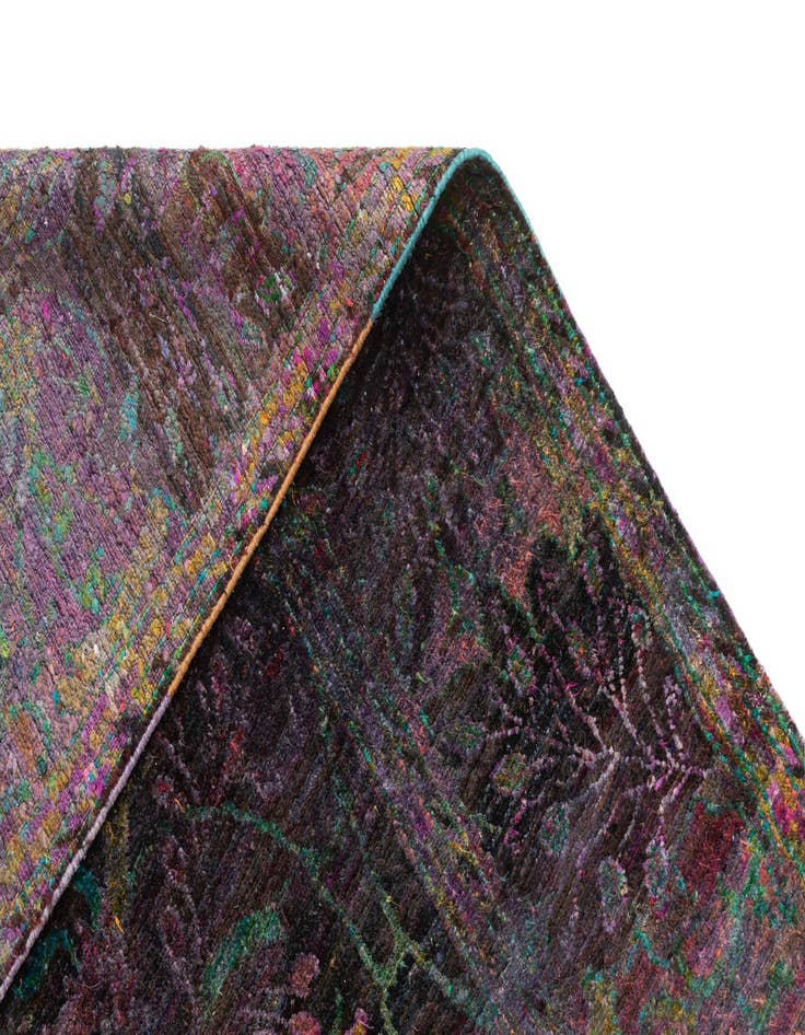 Detail image of 7' 11 x 11' 3  Hand Knotted Kundan Rug