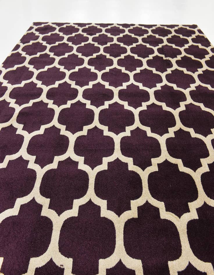 Detail image of 9' x 12' Lattice Rug