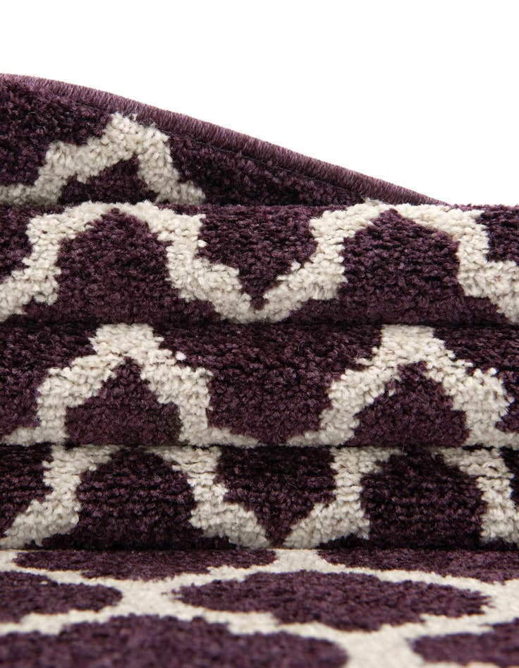 Detail image of 2' 2 x 3' Lattice Rug