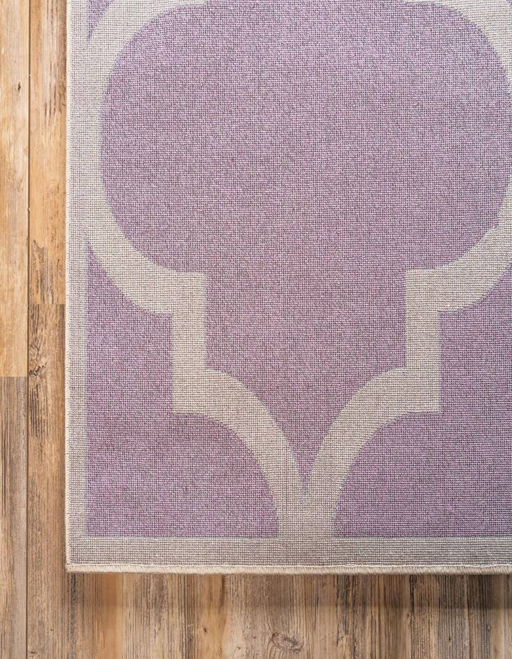 Detail image of 9' x 12' Lattice Rug