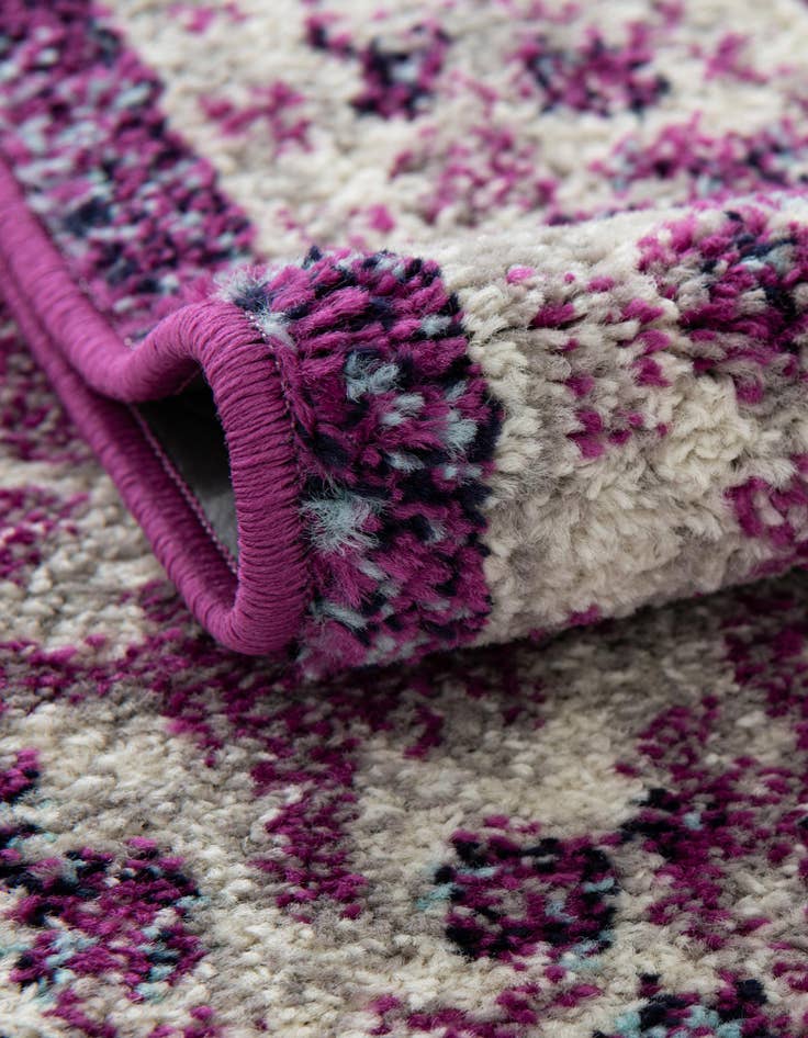 Detail image of 7' 10 x 10' Madeline Rug