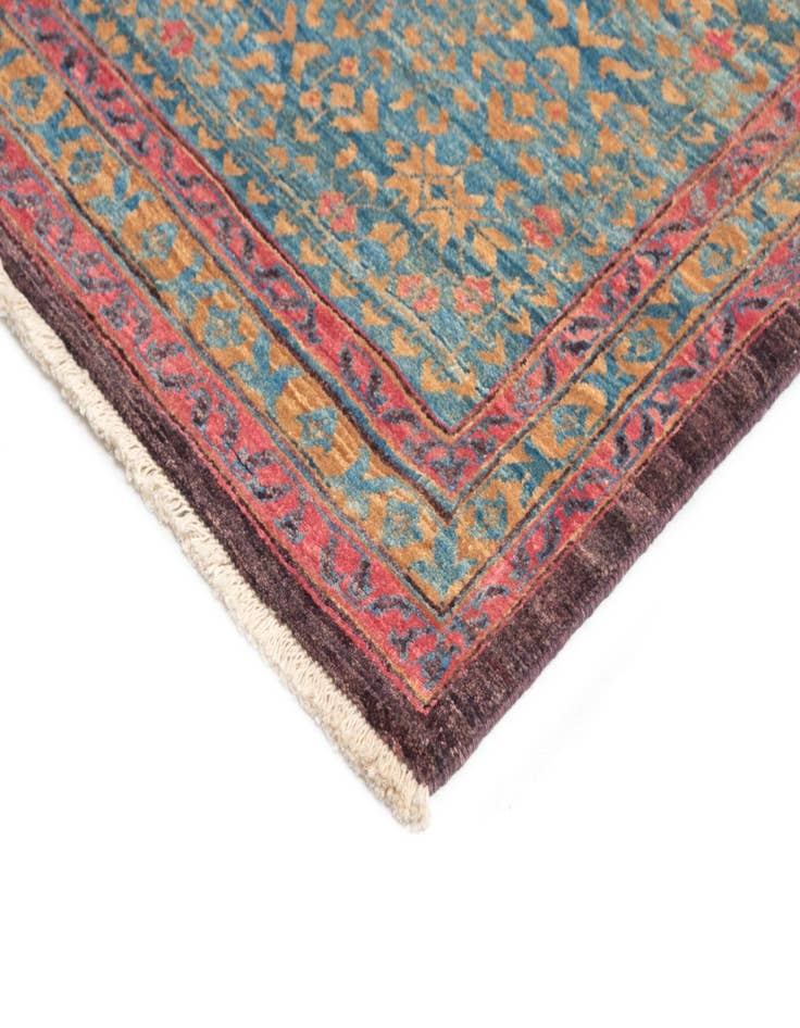 Detail image of 8' 2 x 9' 9  Hand Knotted Mamluk Rug