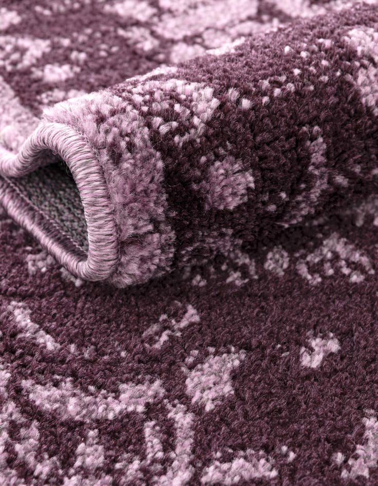 Detail image of 10' 8 x 16' 5 Miranda Rug