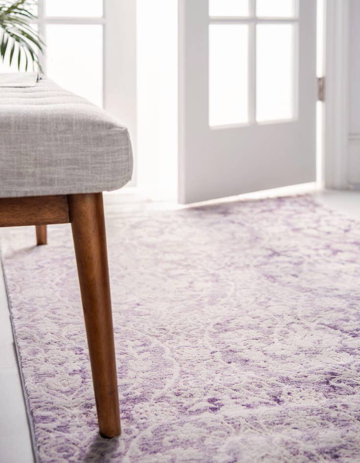 Detail image of 7' x 10' Modern Classical Rug